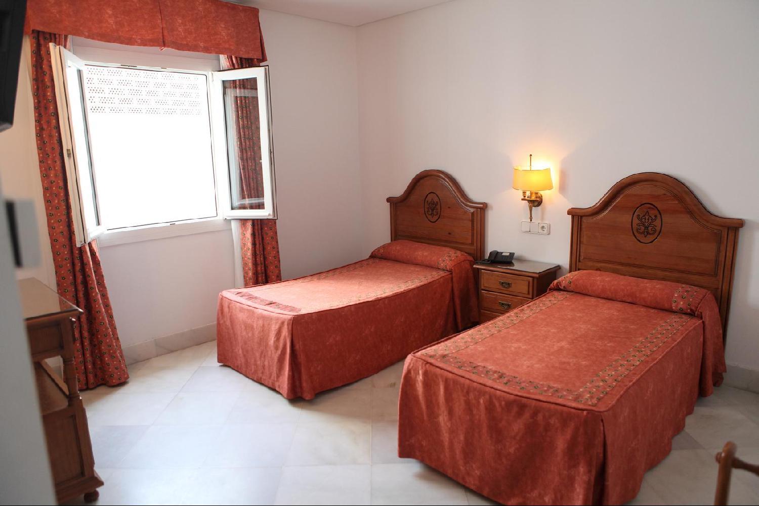 Hotel Chaikana 2*
